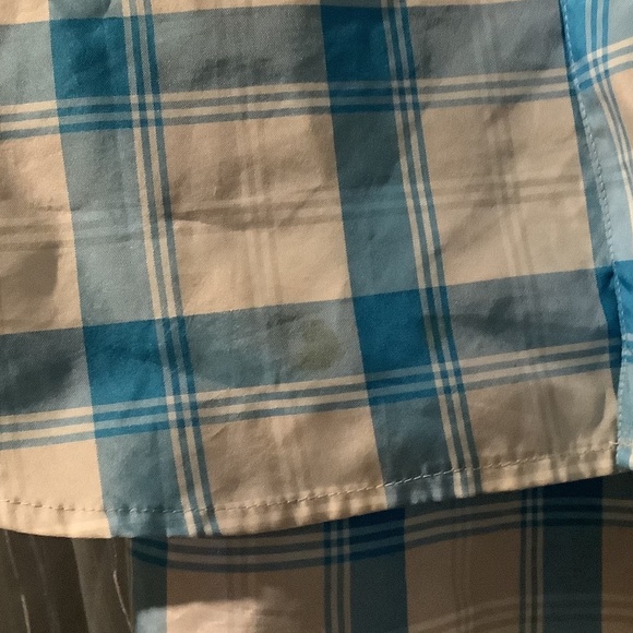 Under armour button up - Picture 3 of 4